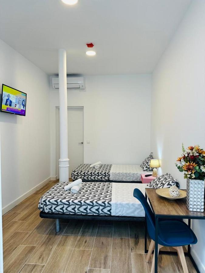 Hostel Costa-Luz Bejar 28-30 Huelva Exterior photo